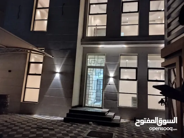 3014 ft 5 Bedrooms Villa for Rent in Ajman Al Yasmin
