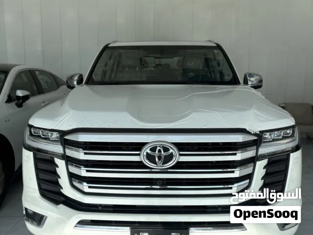 لاندكروز VX 2025  زيرو لدى شركة ماسة الرواد