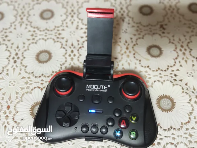 يد تحكم من شركة MOCUTE