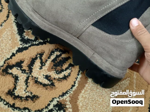 جزمة شامواه للبيع يلي بدفع فيها سعر حلو يبعث