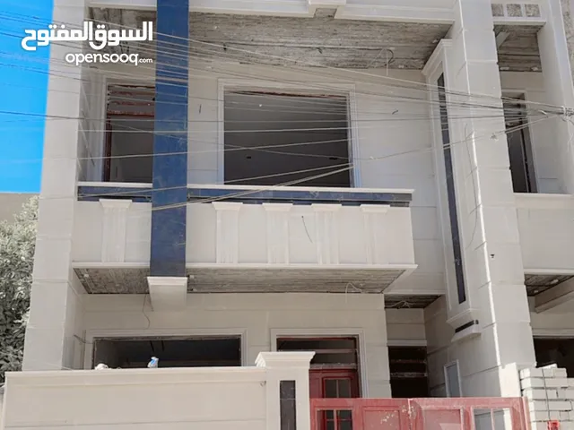 100m2 3 Bedrooms Townhouse for Sale in Baghdad Elshaab