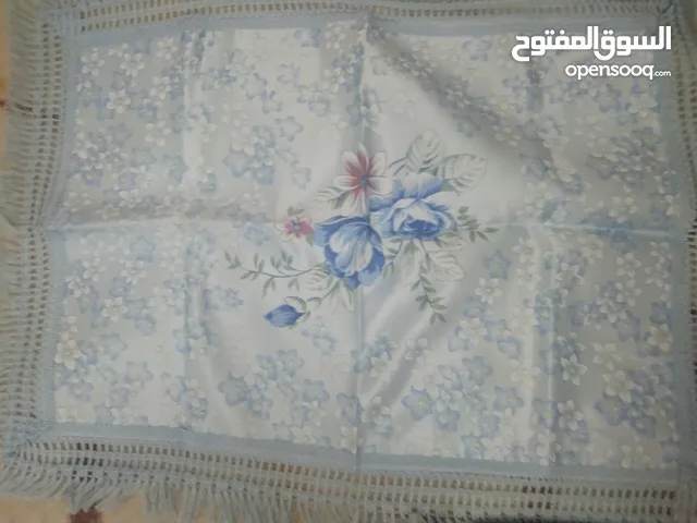 مفرش سرير ستان لبني