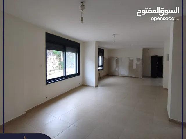185 m2 3 Bedrooms Apartments for Sale in Ramallah and Al-Bireh Ein Musbah