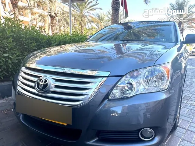 تويوتا أفالون 2008  6 سلندر نظيفة وممتازة ما شاء الله سيرفس برسيشن بدون حوادث تم صيانتها بالكامل