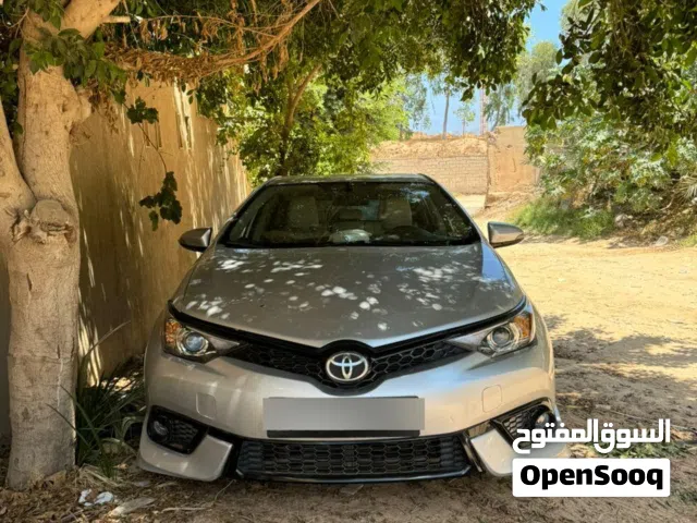 تايوتا كرولا هاتشباك iM