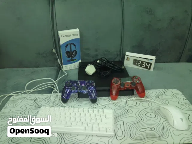 PS4 Slim 500GB + Keyboard & Mouse + 2 Controllers