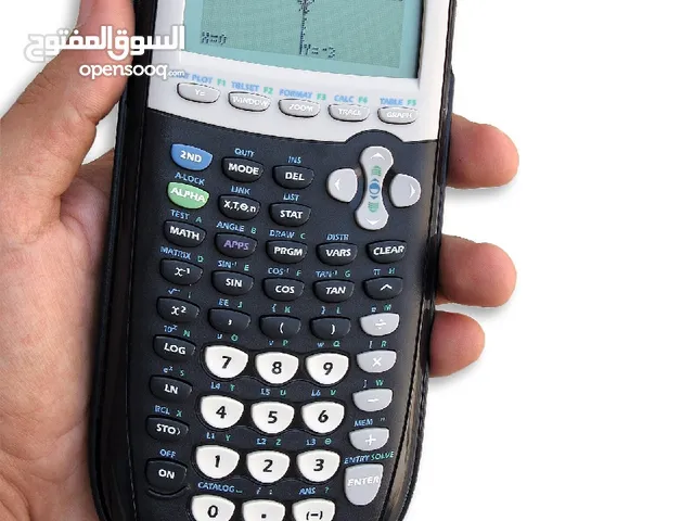 الة حاسبة متطورة ممتازة جدا للطلاب Texas Ti-84 Plus
