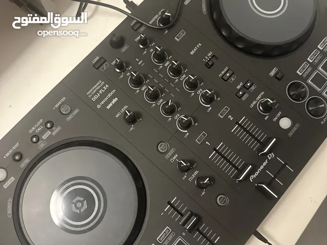 DDJ FLX4 DJ controller