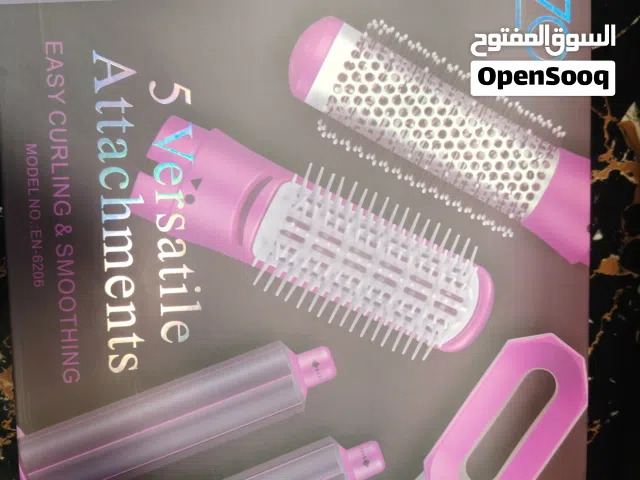 سشوار مع فير شعر انزو مع 8 قطع