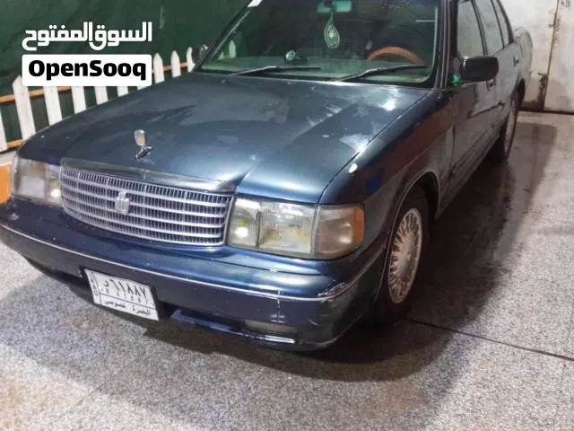 تيوتا كراون