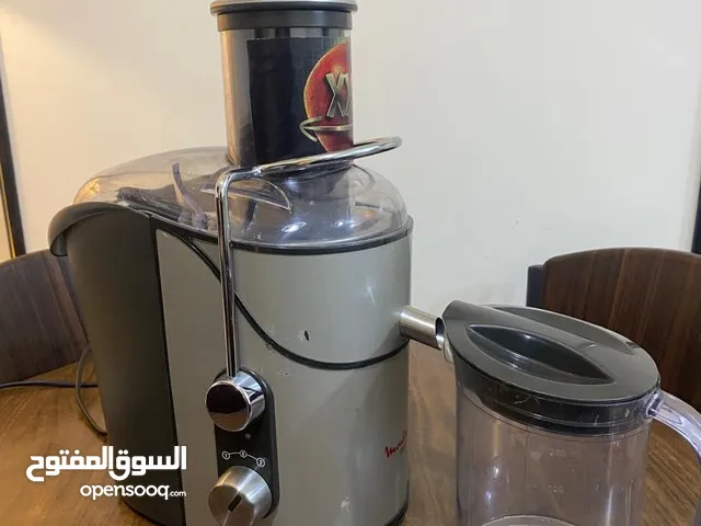 عصارةوصافية فواكة وخضار مولينكس شبة جديده لم تستخدم الا شهرين للبيع