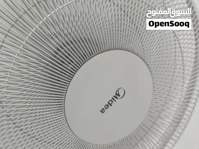 Midea Table fan