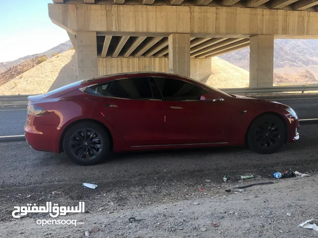 Tesla model S 75D Dual motor