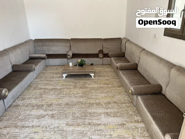 جلسة شبه جديدة للبيع