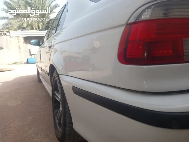 BMW 5 Series 2002 in Misrata