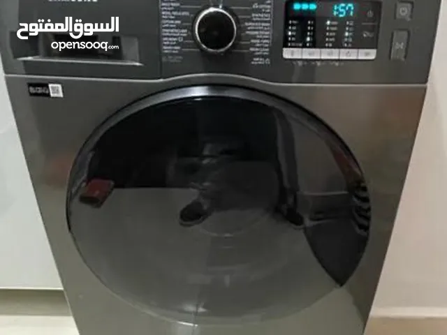 A washing machine from Samsung 8 kg in very good condition, use only a year  ‎غساله ملابس من سامسونج