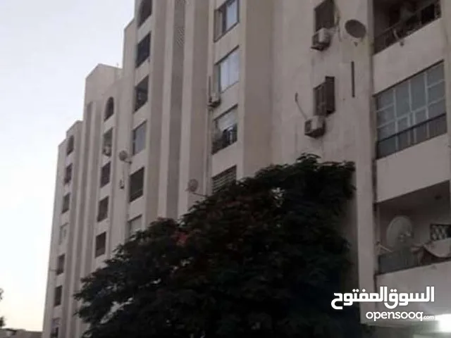 شقة في زاوية الدهماني قرب نادي الشط