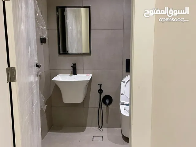 172 m2 3 Bedrooms Apartments for Rent in Al Riyadh Al Malqa