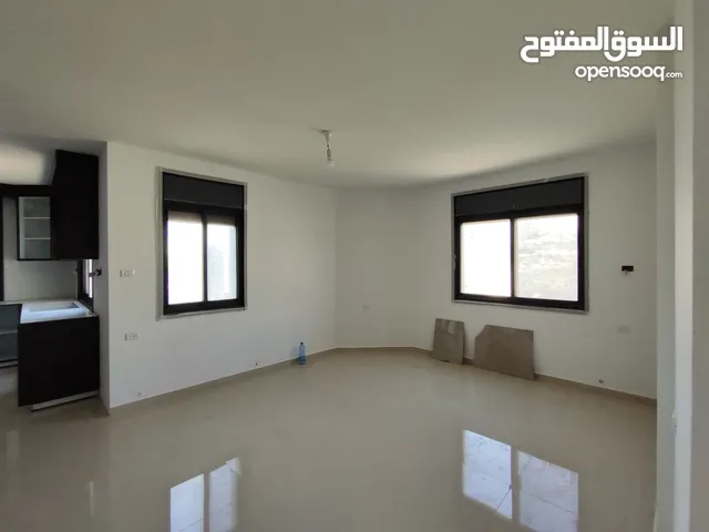 200 m2 3 Bedrooms Apartments for Rent in Ramallah and Al-Bireh Baten AlHawa