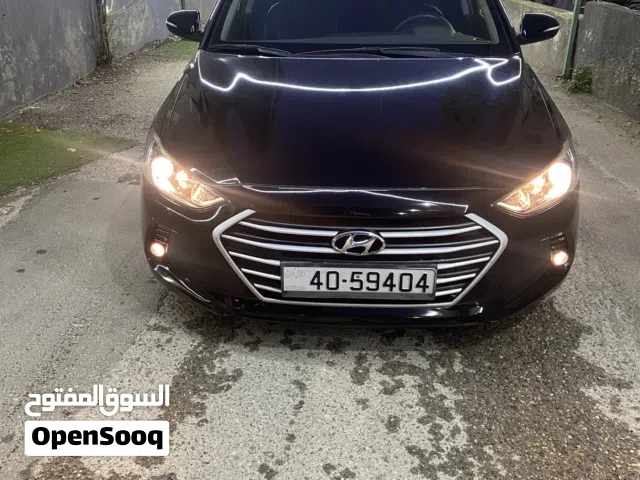 2018 هيونداي افانتي Limited