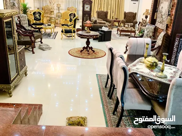 360 m2 4 Bedrooms Apartments for Sale in Giza Sheikh Zayed