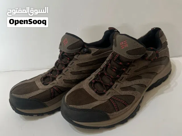 أحذية هايكنج عالمية متخصصة بعالم الهايكنج جديد ومستعمل أحجام متنوعة