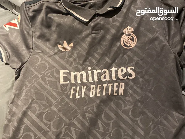 Real Madrid t-shirt new real shirt bought xl size