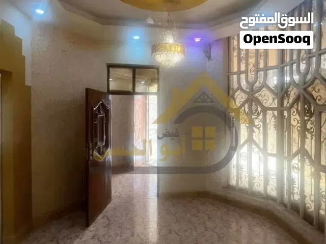 300 m2 4 Bedrooms Townhouse for Rent in Basra Tuwaisa