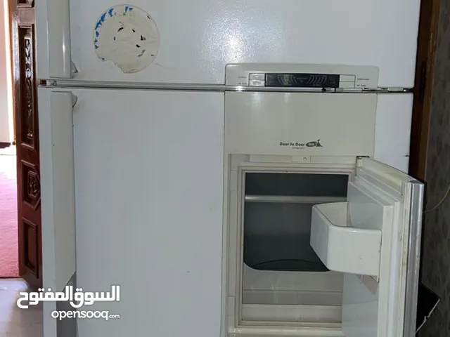 ثلاجة سامسونج الحجم الكبير ! للبيع مستعجل !!