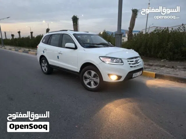Used Hyundai Santa Fe in Basra