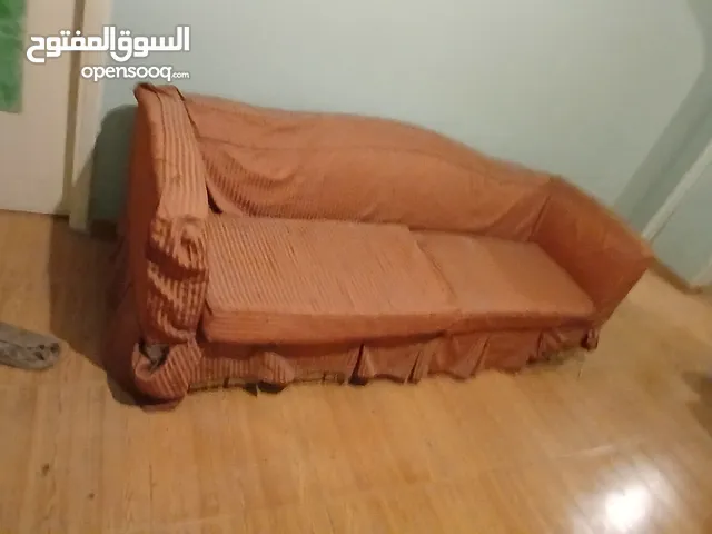 اثاث مستعمل بحاله جيده خشب زان