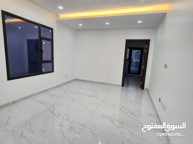 100 m2 2 Bedrooms Apartments for Rent in Muharraq Arad