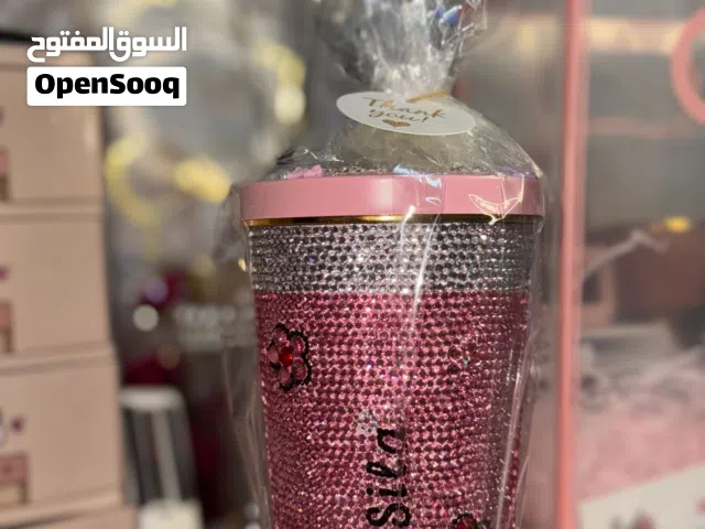 أكواب حرارية فاخرة بتصاميم عصرية و مخصص باسمك