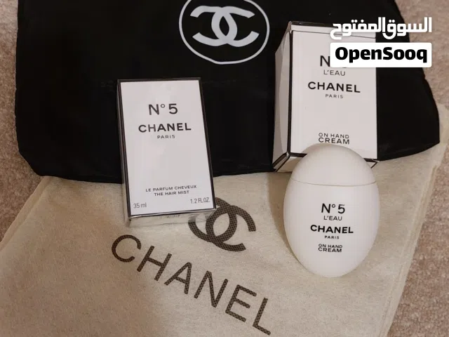 Chanel Clutch, 35 ml  Chanel N°5 Hair Mist & 50 ml Hand/body Cream