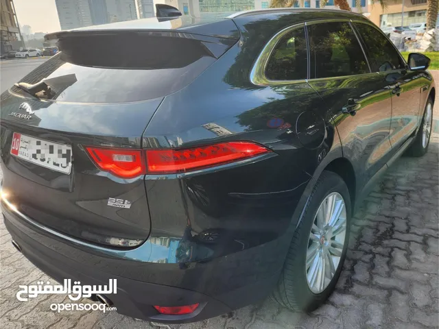 Jaguar F pace, 2017, British Racing Green