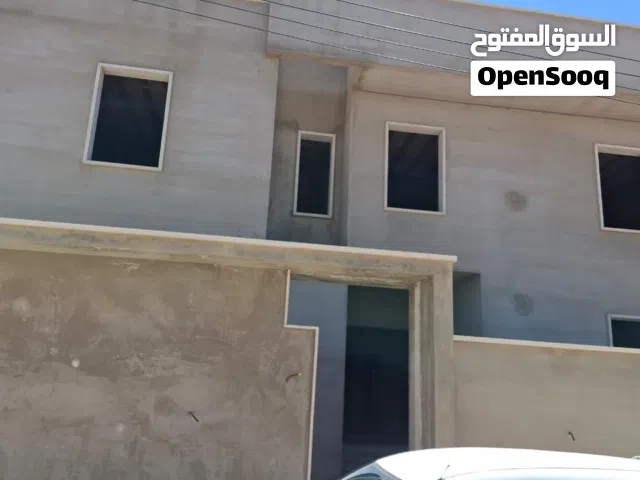 فيلا للبيع عظم طريق النهر