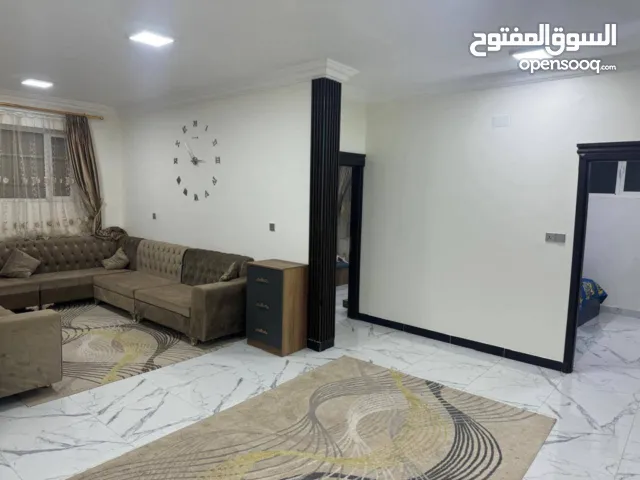 شقه مفروشه للايجار في صنعاء حي الاصبحي خلف شارع 22 مايو