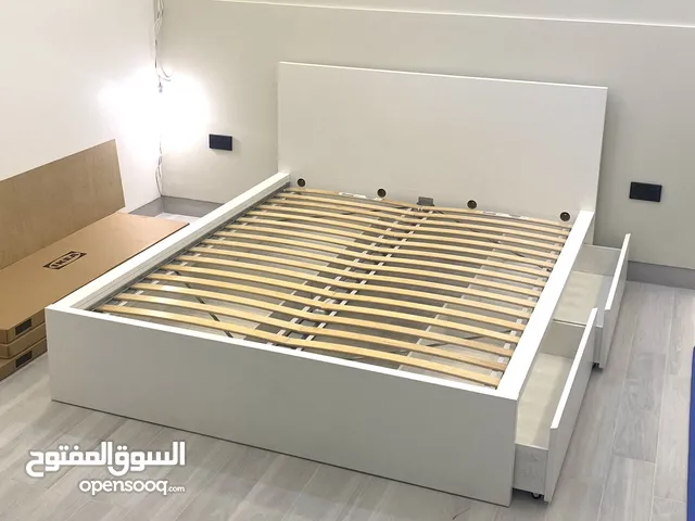 للبيع سرير MALM من إيكيا مستعمل شبه جديد (مقاس 160×200 سم) لعدم الحاجة