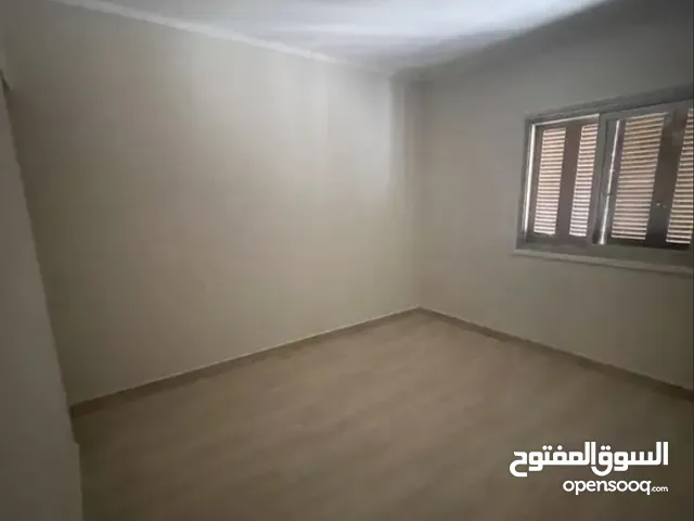 مقر إدارى للايجار بميدان لبنان الرئيسى بجوار جميع المواصلات التر سوبر لوكس
