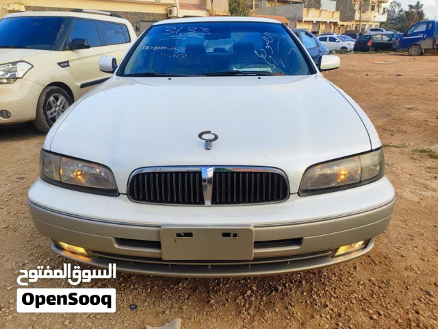 بسم الله ماشاء الله سامسونج  (SM5)   محرك 25 ماشيه 86الف هلال وعتب الدار خاليه من التشطيب سياره