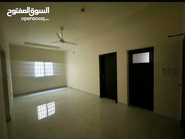 130 m2 3 Bedrooms Apartments for Rent in Central Governorate Sanad