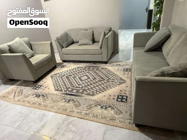 كنب البيع نظيف
