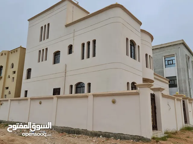 2019 m2 5 Bedrooms Villa for Sale in Dhofar Salala