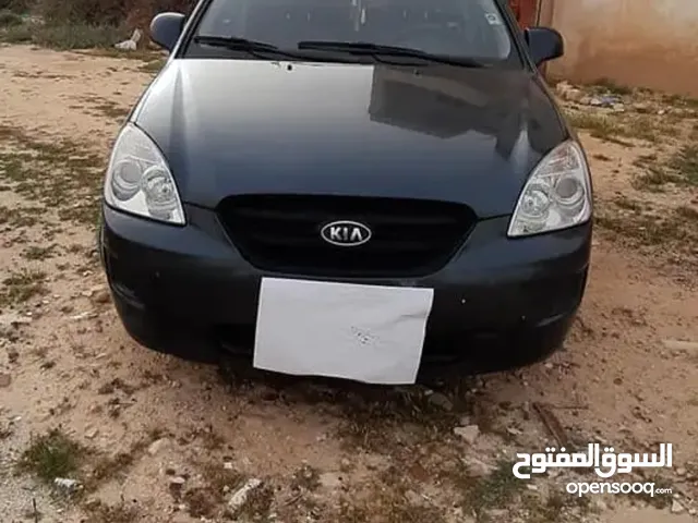 كيا كارينز 2010 للبيع