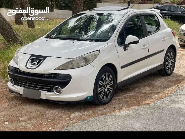بيجو 207 موديل 2008 محولة الى 2012
