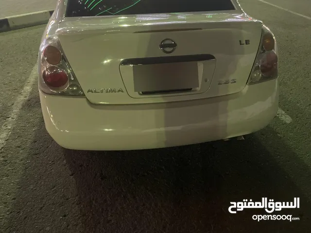 Used Nissan Altima in Ajman