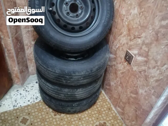 تايرات تخم مع الرنكات كسر كارتون
