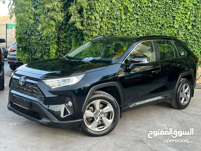 Used Toyota RAV 4 in Amman