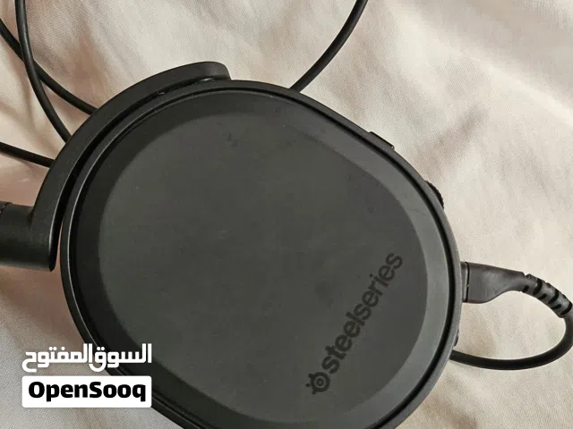 سماعة رأس steelseries artics 3 console شبه الجديد