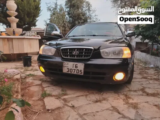 2000 هيونداي افانتي Standard